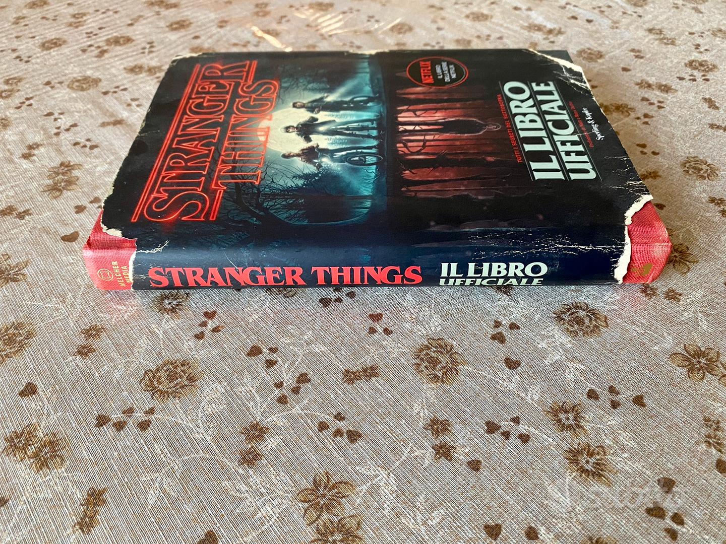 Stranger Things. Il Libro Ufficiale - Libri e Riviste In vendita a Napoli
