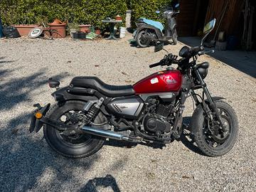 Keeway k-light 125 rosso cremisi