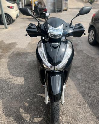SH300i 2016