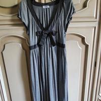 abito grigio Moschino