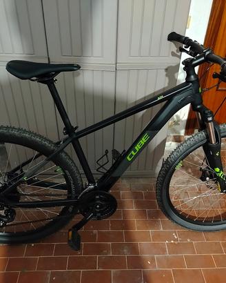 Mountain bike CUBE 
