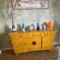 Mobiletto antico cinese in legno giallo