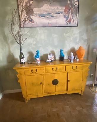 Mobiletto antico cinese in legno giallo