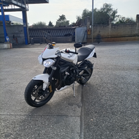 Triumph street triple R 675