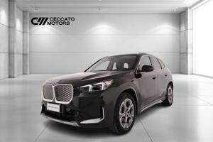 BMW iX1 edrive 20 X-Line