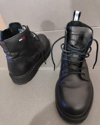 Tommy Hilfiger stivaletti originali in pelle Nr 40