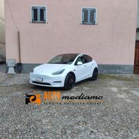 TESLA Model Y Performance AWD TETTO PELLE BIANCA