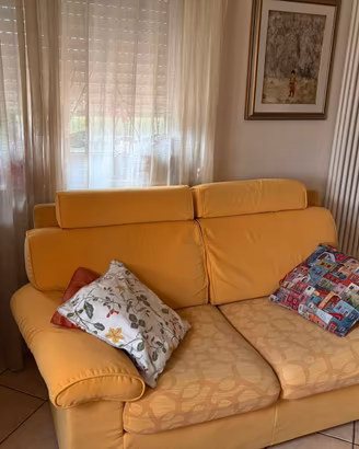 Coppia di divani, 2 posti