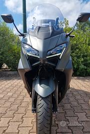  T MAX  560   PERMUTA .KM. 3000 08-2025
