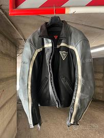 Due Giacche moto pelle dainese