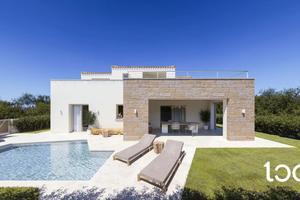 Eleganti bifamiliari in costruzione con piscina pr