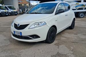 Lancia Y anno 2017, super accessoriata