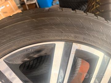Cerchi in lega e gomme invernali Corolla Cross