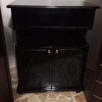 Mobile laccato nero, minibar o porta TV cm80x40x64