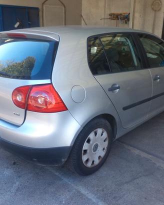 vw golf  per parti di ricambio