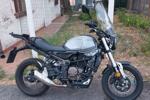 Voge Trofeo 300 acx scrambler giugno 2023