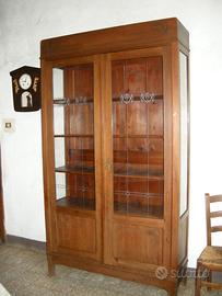 Vetrina stile liberty