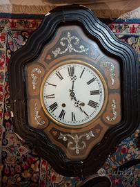 antico orologio da muro