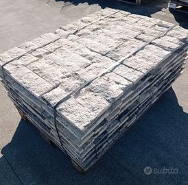 BATTISCOPA A SPAC.TRAVERTINO CHIARO H 10