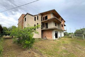 Rif.RI467| palazzo sellia marina