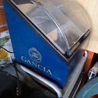 frigorifero icebox gancia