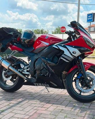 Yamaha YZF-R6 600