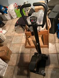 Step Innofit con manubrio e computer