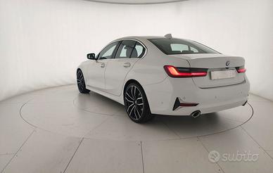 BMW 320D LUXURY