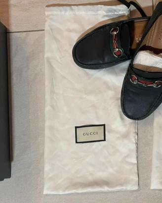 Gucci mocassini neri driver con nastro Web