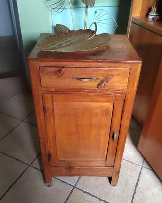 Comodino legno