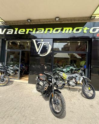 Triumph Scrambler 900 anno 2024 VALERIANOMOTO