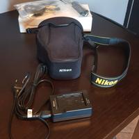 Nikon D60 + AF-S Nikkor 18-70mm