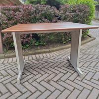 Scrivania OLIVETTI  Synthesis di ETTORE SOTTSASS