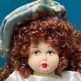 Bambola in porcellana Capodimonte