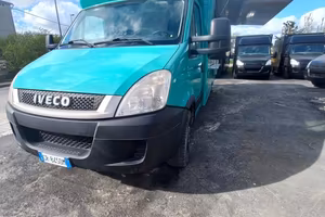 AUTONEGOZIO paninoteca ambulante food truck