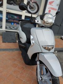 Piaggio SCARABEO 250CC buono
