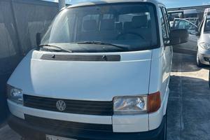 Volkswagen caravelle 9 posti