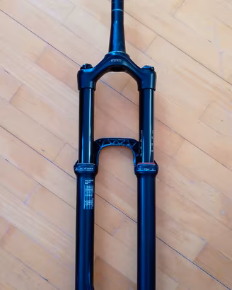 Rock Shox Lyric 29" RCT3 140/170mm