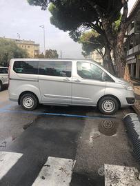 Ford tourneo custom
