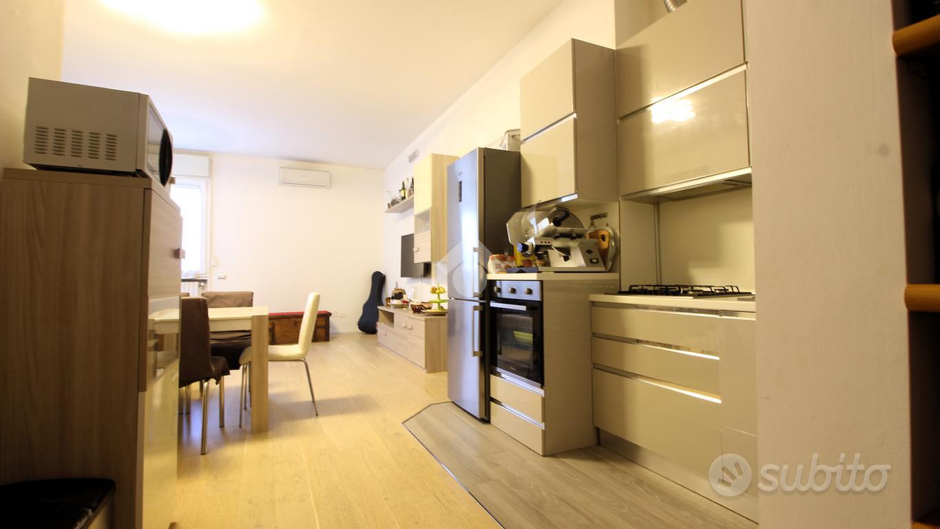 4 LOCALI A SEGRATE - Vista 6