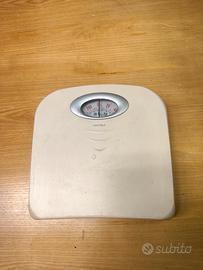 bilancia pesapersone e lampade a led