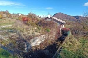Immobile in asta di 153 m² con 2 locali a Tizzano 