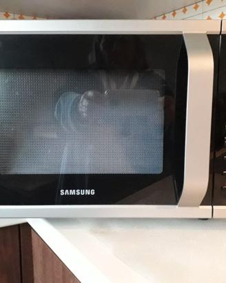 Forno microonde combinato Samsung MC28H5015CS
