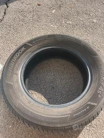 Due gomme , 4 stagioni 195/65/R15 91H