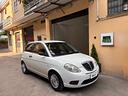 lancia-ypsilon-1-2-versus-distribuzione-fatta