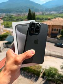 Vende  Iphone 15 Pro  256GB