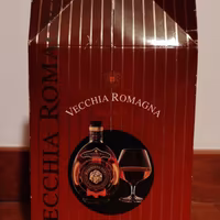 Vecchia Romagna Giò Buton con sigillo.