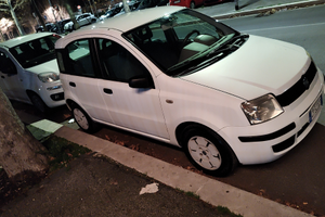 Fiat Panda bianca