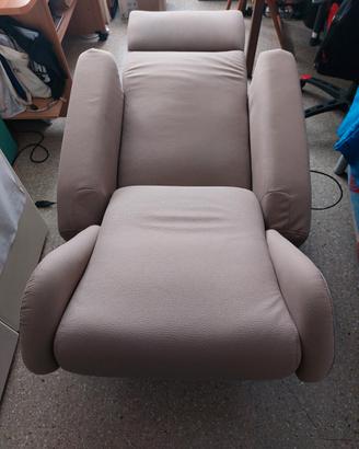 Poltrona relax elettrica due motori 