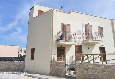 Casa indipendente di 91 m² con 5 locali e box auto